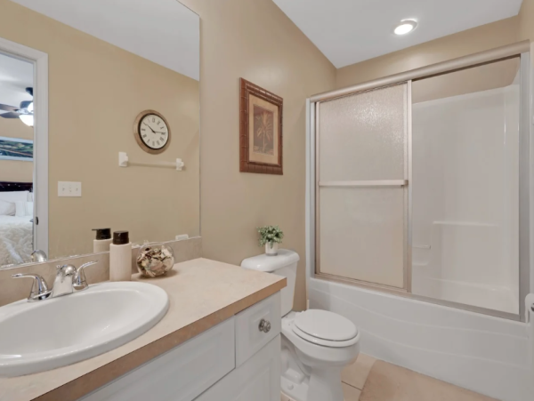 Waterfront Retreat in Northeast Cape Coral Three Bedroom with Private Pool